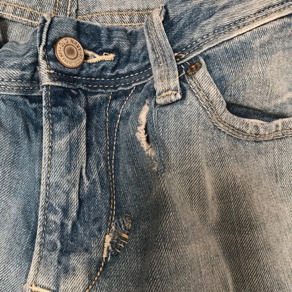 Old Navy ultra blue light wash rolled crop jeans - Picture 3 of 7